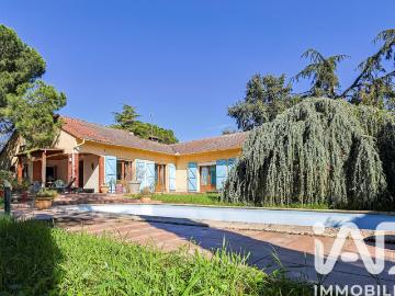 Maison 8 pièces 250 m²