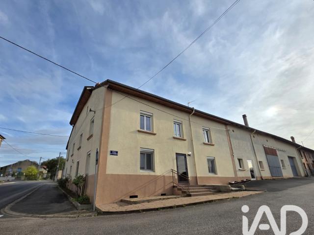 Maison 8 pièces 250 m²