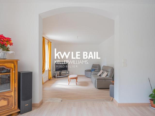 Maison 8 pièces 250 m²