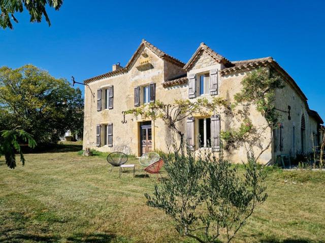 Maison 8 pièces 250 m²