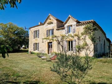 Maison 8 pièces 250 m²