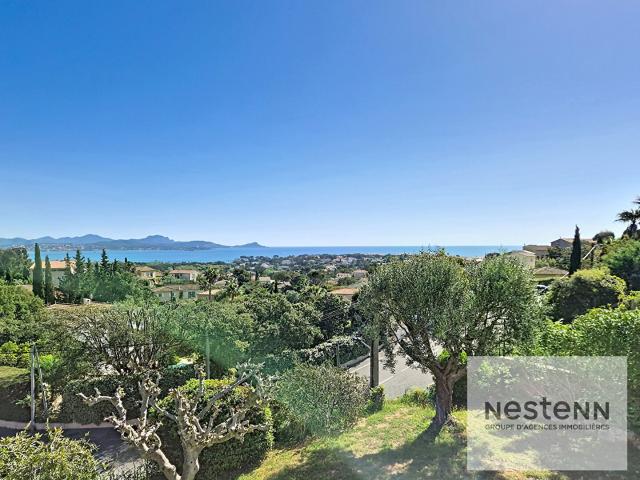 Maison 8 pièces 250 m²
