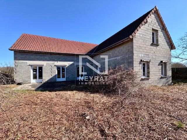 Maison 8 pièces 250 m²