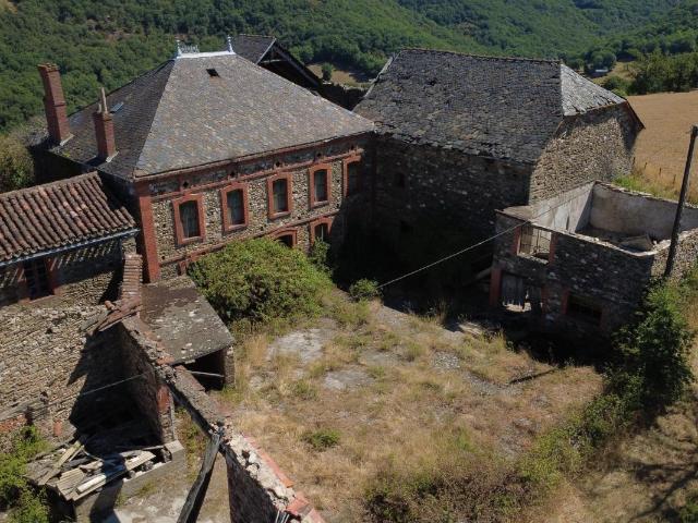 Maison 8 pièces 250 m²