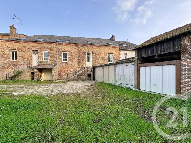 Maison 8 pièces 250 m²