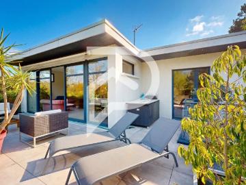 Maison 8 pièces 250 m²