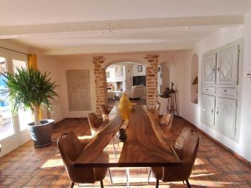 Maison 8 pièces, 250 m² à louer à La Saulce 05110