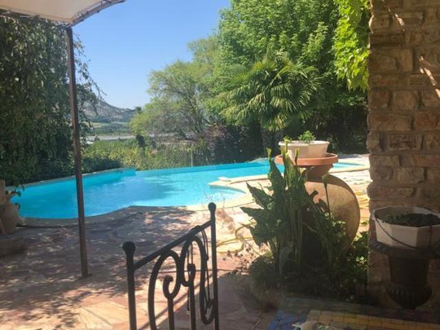 Maison 8 pièces, 250 m² à louer à La Saulce 05110