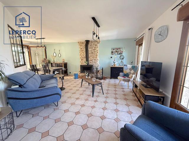Maison 8 pièces 250m²