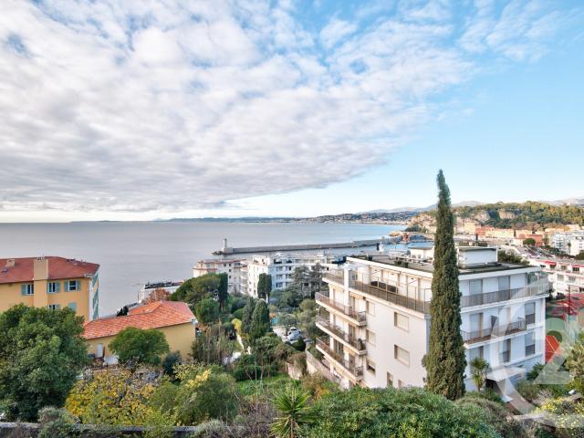 Maison 8 pièces 251 m²