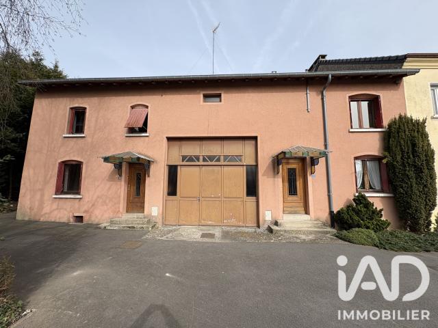 Maison 8 pièces 252 m²