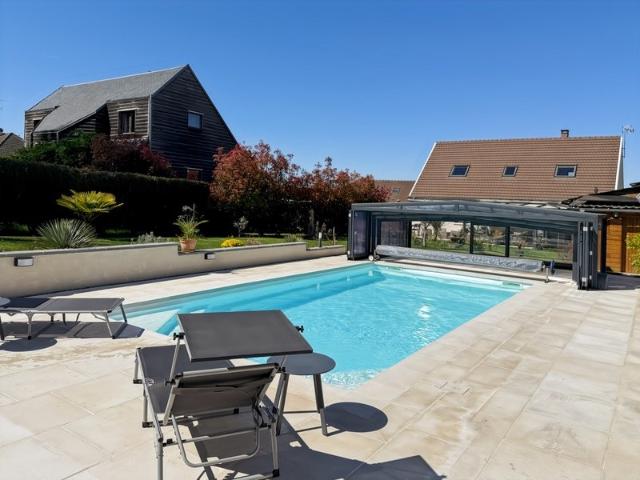 Maison 8 pièces 252 m²