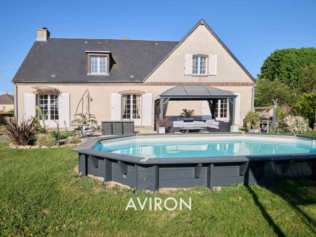 Maison 8 pièces 252 m²