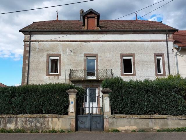 Maison 8 pièces 252 m²
