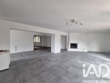 Maison 8 pièces 253 m²