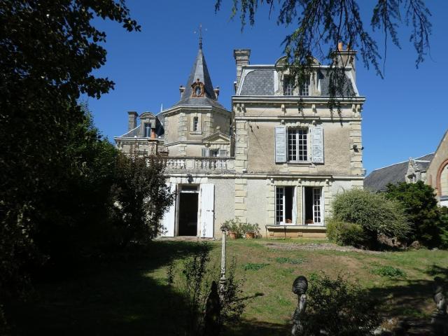Maison 8 pièces 265 m²