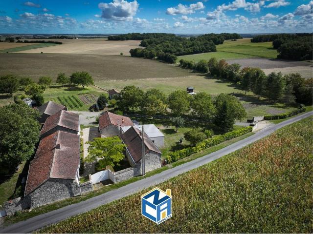 Maison 8 pièces 266 m²