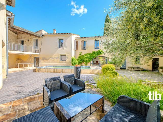 Maison 8 pièces 268 m²