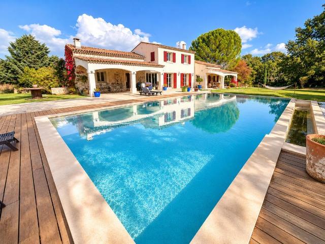 Maison 8 pièces 269 m²