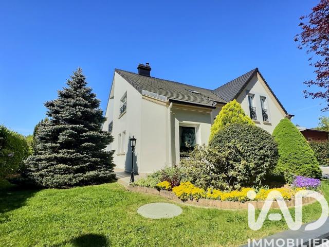 Maison 8 pièces 269 m²