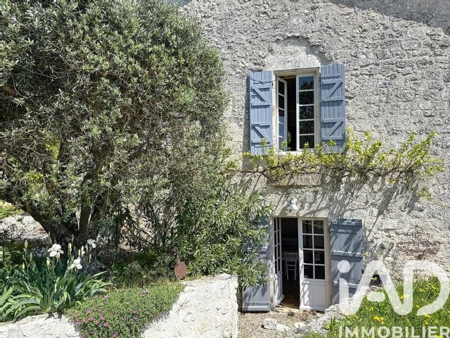 Maison 8 pièces 260 m²