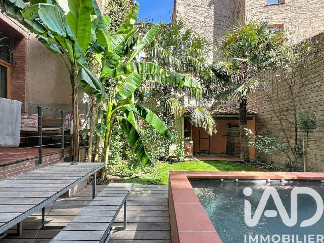 Maison 8 pièces 260 m²