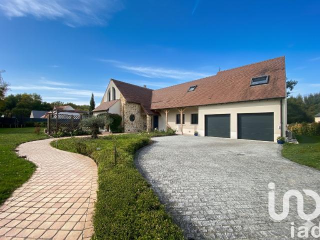 Maison 8 pièces 260 m²