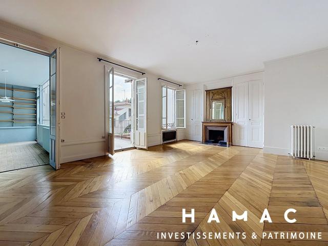 Maison 8 pièces 260 m²
