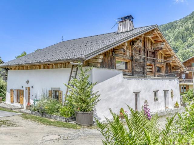 Maison 6 pièces 260 m²