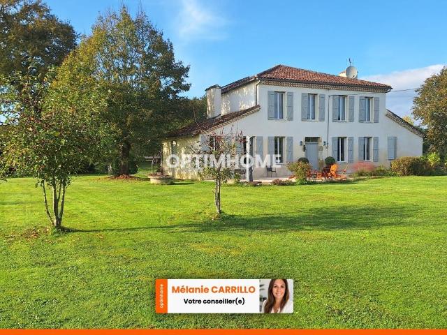Maison 8 pièces 263 m²