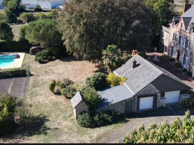 Maison 8 pièces 263 m²