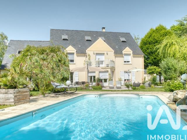 Maison 8 pièces 274 m²