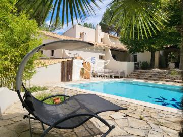 Maison 8 pièces 275 m²