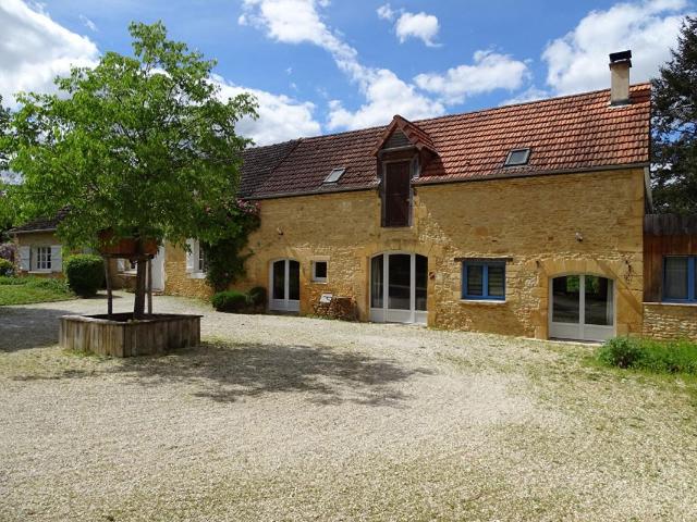 Maison 8 pièces 275 m²
