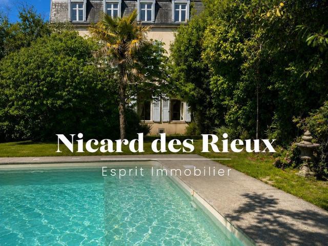 Maison 8 pièces 275 m²