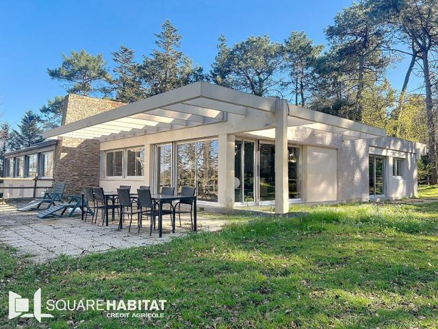 Maison 8 pièces 276 m²