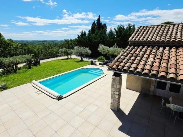 Maison 8 pièces 276 m²