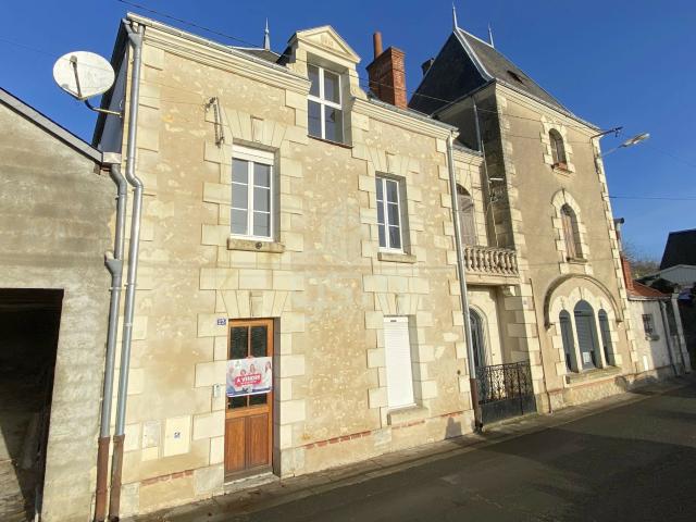 Maison 8 pièces 270 m²