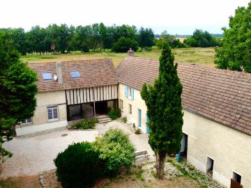 Maison 8 pièces 272 m²