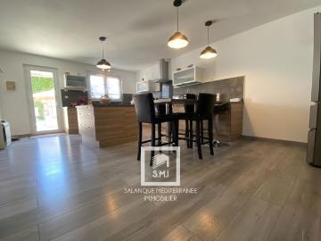Maison 8 pièces 272 m²