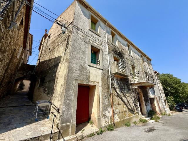 Maison 8 pièces 273 m²