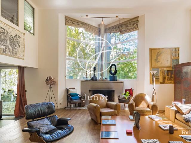 Maison 8 pièces 284 m²