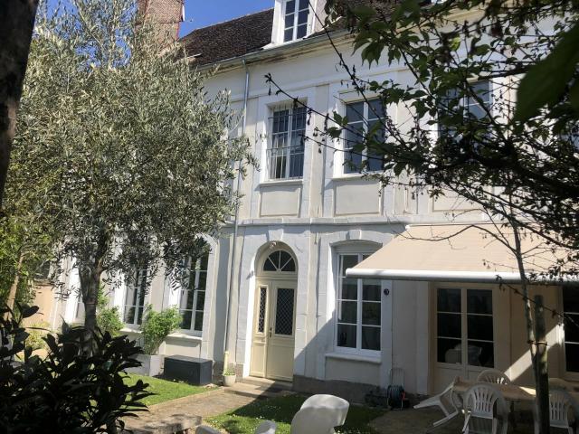 Maison 8 pièces 285 m²