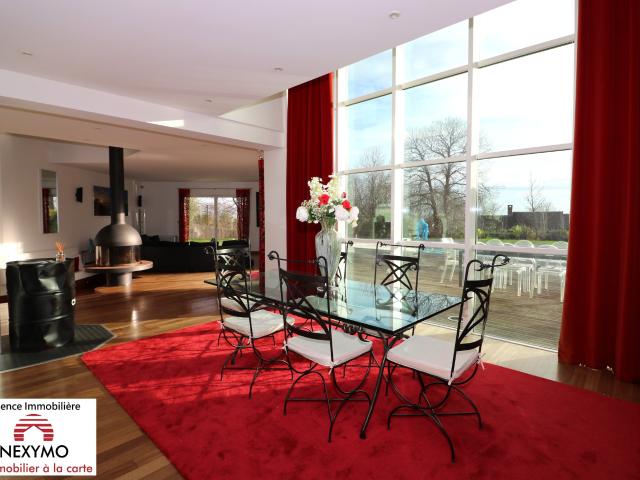 Maison 8 pièces 285 m²