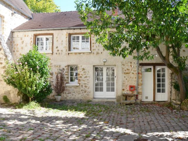 Maison 8 pièces 285 m²