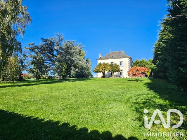 Maison 8 pièces 286 m²