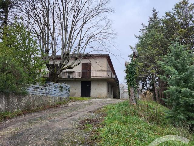 Maison 8 pièces 288 m²