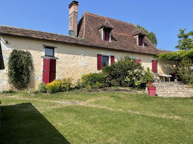 Maison 8 pièces 288 m²