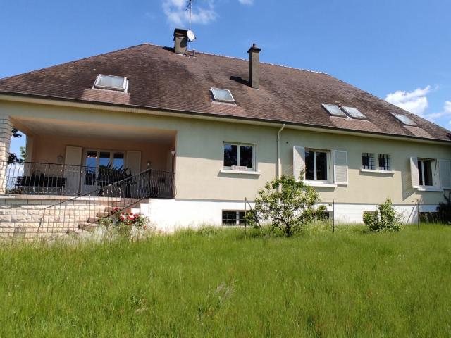 Maison 8 pièces 289 m²
