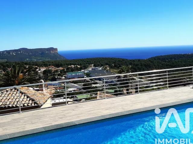Maison 8 pièces 280 m²